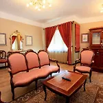 Victoria 4* טיראנה