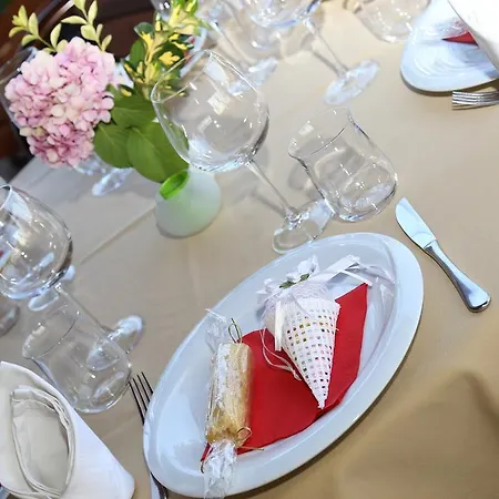 Отель Victoria 4*