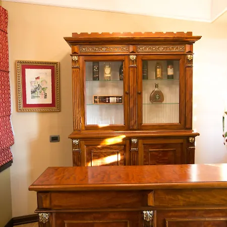 Victoria 4* Тирана