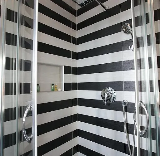 فيكتوريا فندق تيرانا