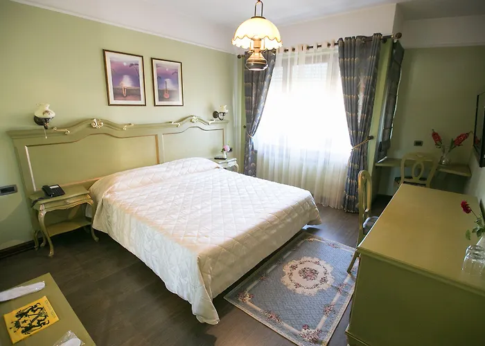 فندق فيكتوريا 4*