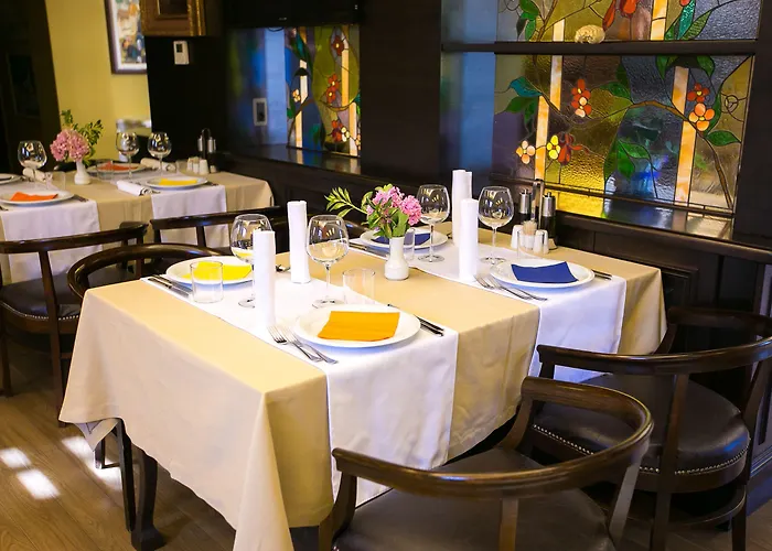 فيكتوريا فندق 4*