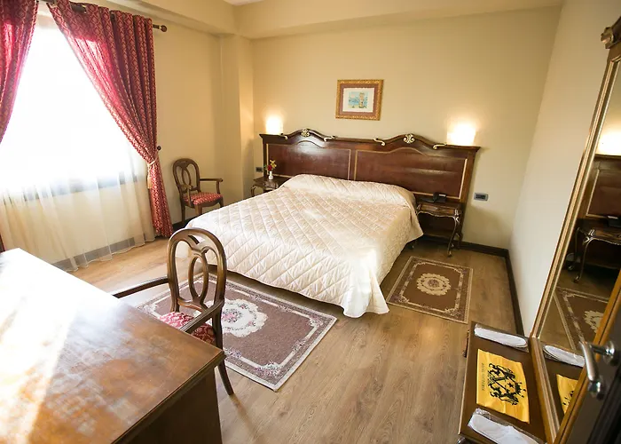 فيكتوريا فندق تيرانا