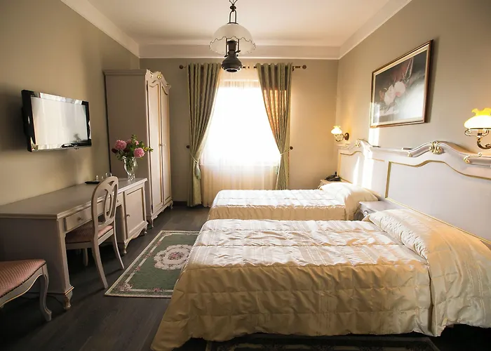 فندق فيكتوريا تيرانا