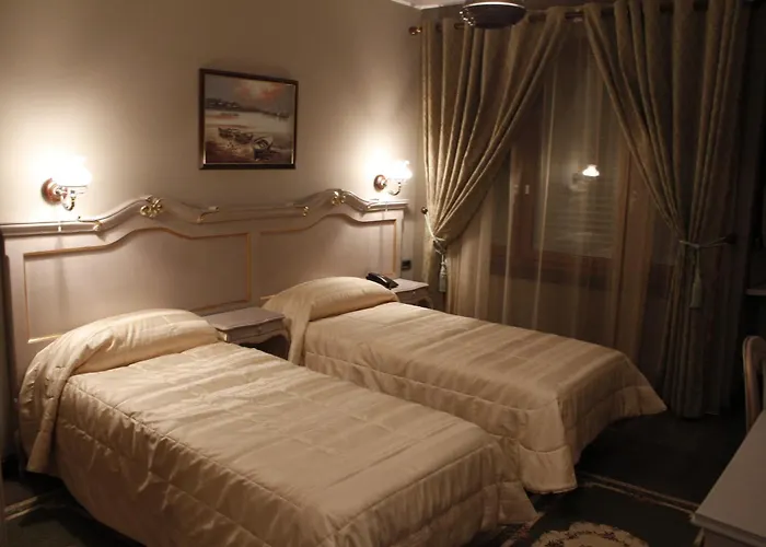 فندق فيكتوريا تيرانا