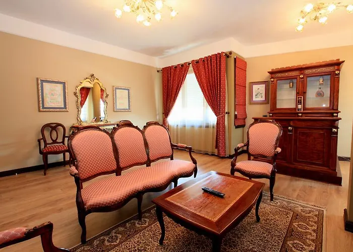 فيكتوريا 4* تيرانا