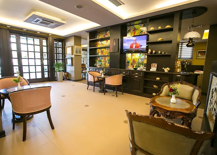 فندق فيكتوريا 4*